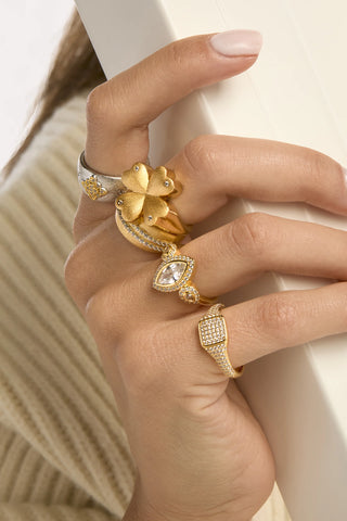 Mya-Bay Square Signet Ring