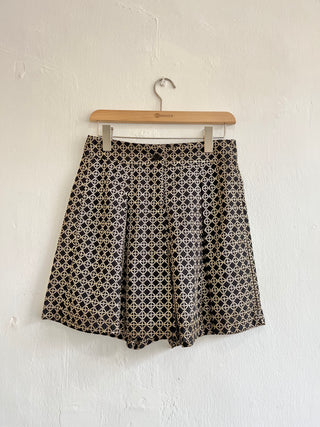 S25K-Shorts Long Cross Pleates