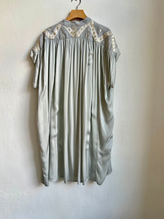 Roots Dress Short